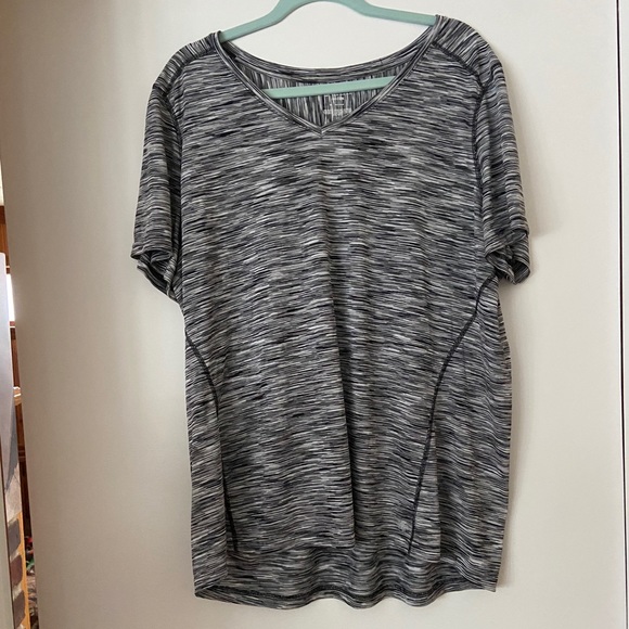 TEK Gear Workout Top - Picture 1 of 3